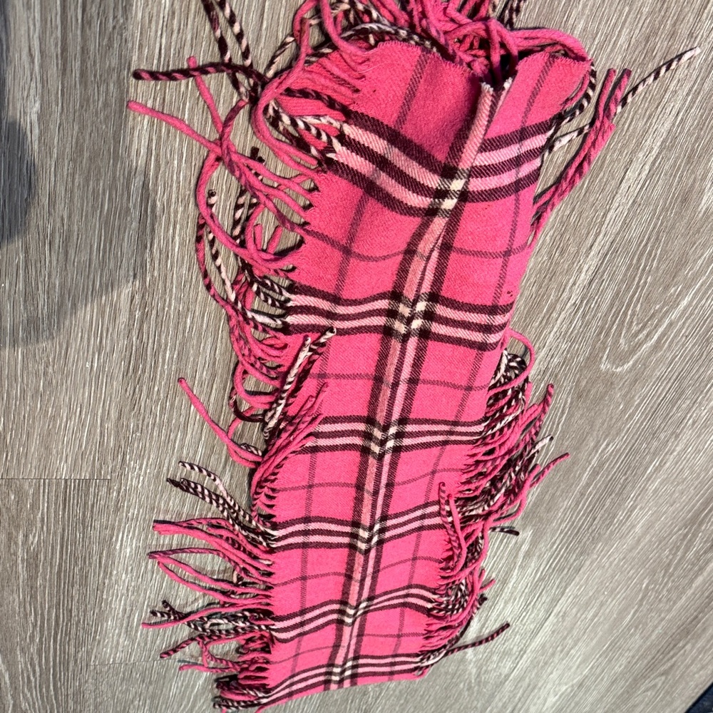 Burberry Vibrant Cashmere Pink Checkered Scarf